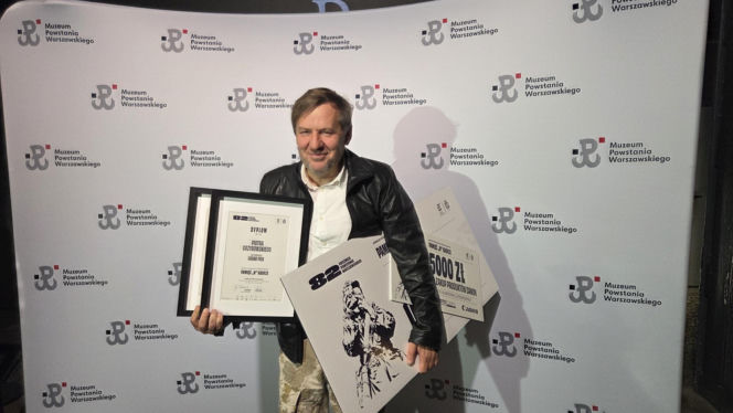 Chwalimyy się! Fotoreporter Super Expressu nagrodzony. Piotr Grzybowski z Grand Prix konkursu Pamięć W Kadrze