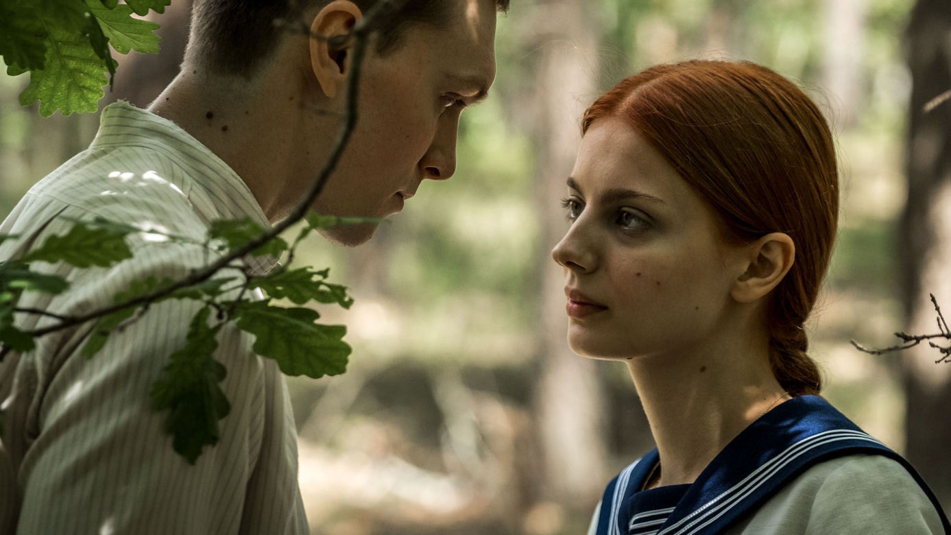 Stulecie Winnych. Paweł (Tomasz Włosok), Ania (Weronika Humaj)