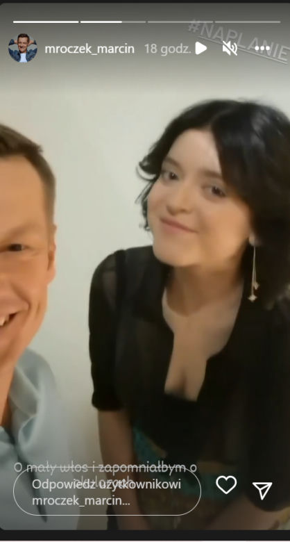 M jak miłość. Rafał Mroczek (Paweł), Gabriela Raczyńska (Basia) na planie