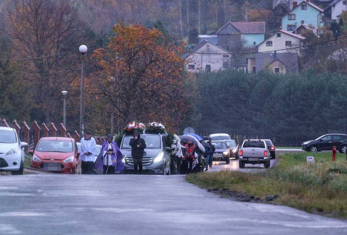 Ciężarna Gosia i 3-letnia Laura zginęły w wypadku. Pogrzeb