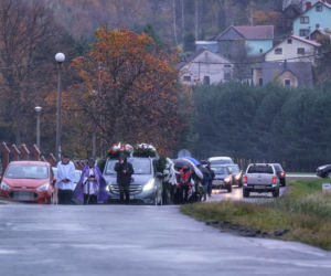 Ciężarna Gosia i 3-letnia Laura zginęły w wypadku. Pogrzeb