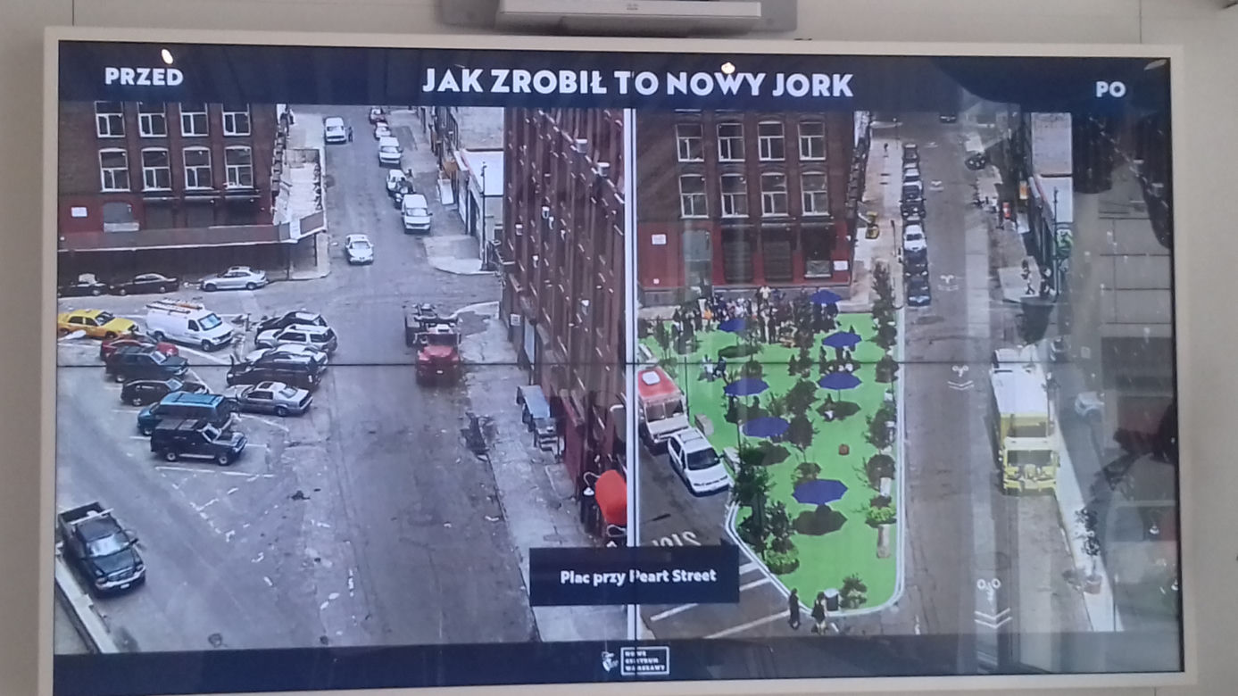 - Nowy Jork też przywraca przestrzenie pieszym i zazielenia kolejne fragmenty miasta - przekonuje Rafał Trzaskowski
