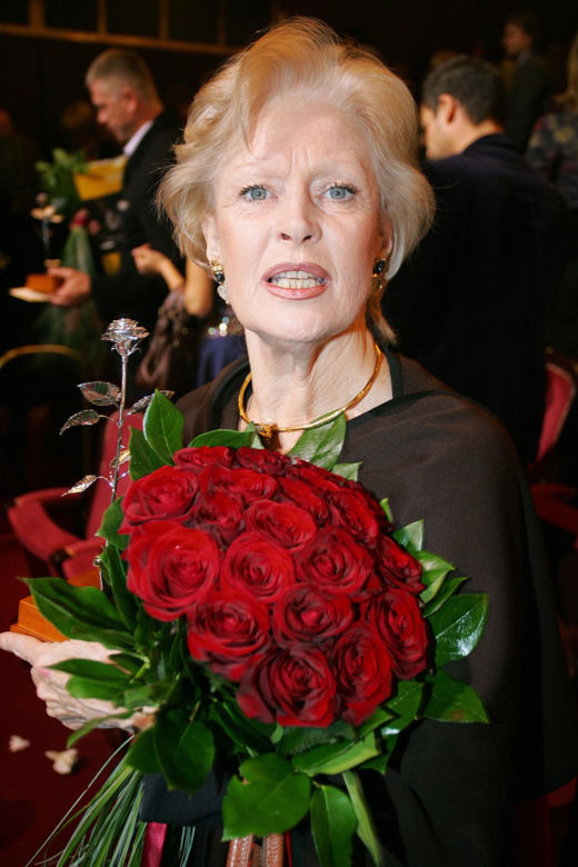 Beata Tyszkiewicz na przestrzeni lat. Tak zmieniał się wizerunek legendy polskiego kina
