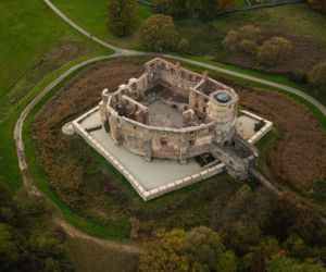 To jedno z najpiękniejszych miast w woj. śląskim. Zachwyca zamkiem, który należał do biskupów z Krakowa