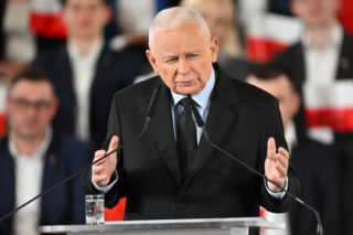 Jarosław Kaczyński zapowiedział, że zwróci Ukrainie order! Decyzja już została podjęta