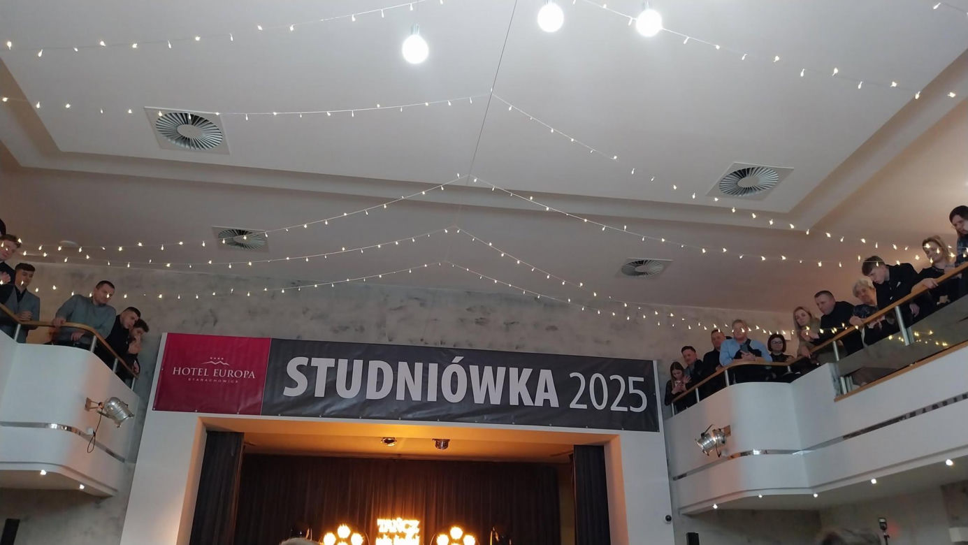 Zdjęcia Studniówka 2025. I LO im.Tadeusza Kościuszki Starachowice