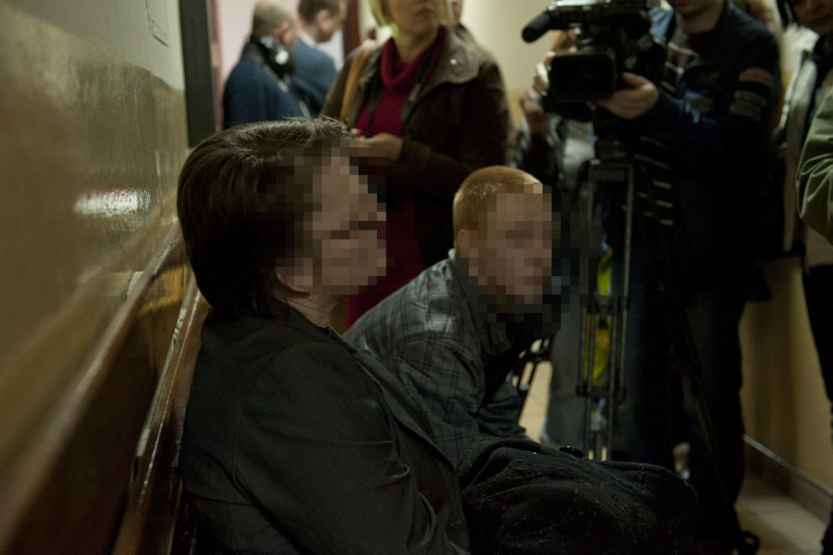 Kazałem się jej rozebrać i zrobiłem to z nią. Zadawałem ciosy nożem. Nie chciałem zabić