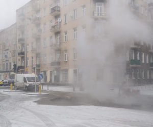 Kłęby pary na Jagielońskiej