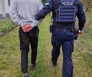 Atak nożownika na Dolnym Śląsku. Wdarł się do domu i zaczął dźgać