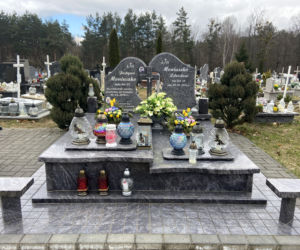Grób stewardesy Justyny Moniuszko, która zginęła w katastrofie smoleńskiej
