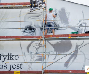 Bełchatów: Drugi mural prawie gotowy! Kto jest jego bohaterem? 