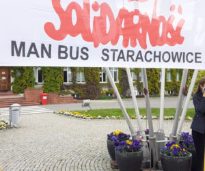 Pikieta w MAN-ie. Związkowa Solidarność w MAN BUS nadal protestuje!