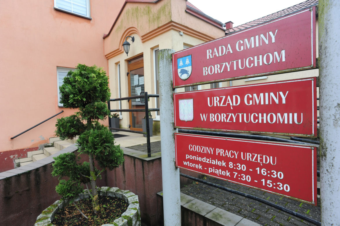 Zakażone koronawirusem rodzeństwo nie żyje