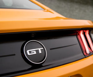 Ford Mustang GT 5.0 V8 Fastback lifting 2018 