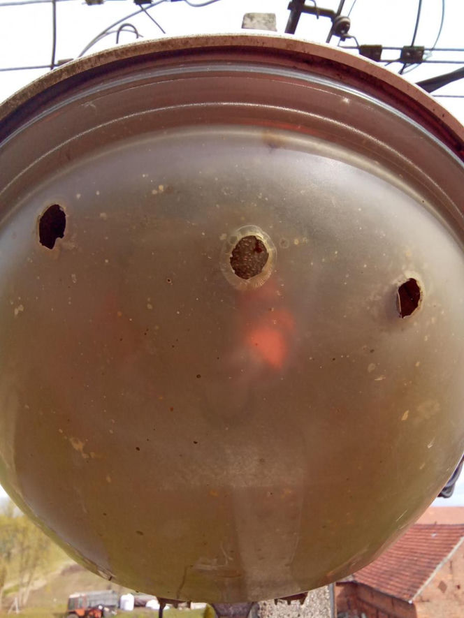 W gminie Bojanowo ktoś strzela do lamp ulicznych. Władze gminy wydały komunikat