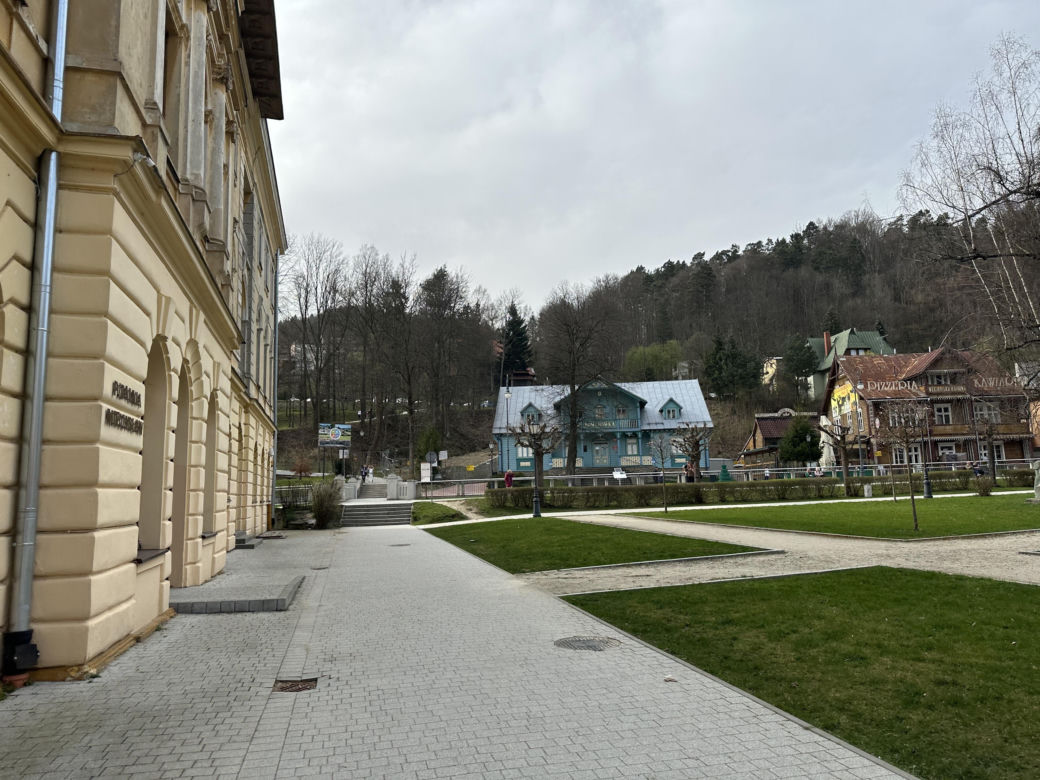 Krynica-Zdrój znów tętni życiem. Uzdrowisko przeżywa drugą młodość 