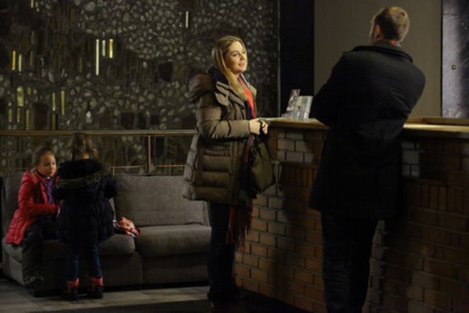 PRZYJACIÓŁKI 2 odc. 22. INGA (Małgorzata Socha), PIOTR (Mariusz Zaniewski)