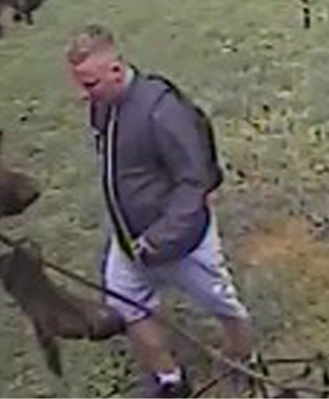 Krakowska policja szuka mężczyzny, który usiłował dokonać rozboju. Może go widzieliście?