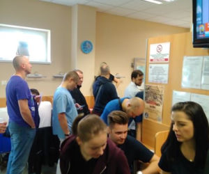 Protest fizjoterapeutów w Sosnowcu. Od połowy maja idziemy masowo na zwolnienia! [ZDJĘCIA]