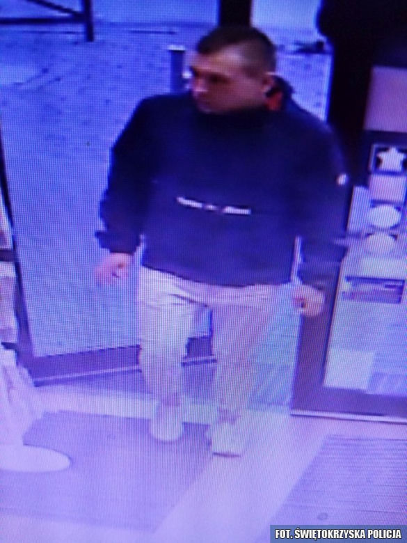 "PRAWILNE" mordeczki z Buska. Znasz tych młodzieńców? Szuka ich POLICJA! 