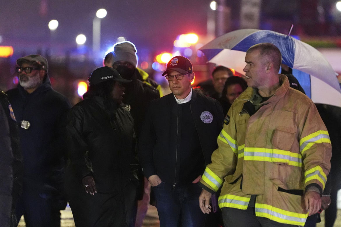 USA/ Prywatny samolot rozbił się w Filadelfii, są ofiary