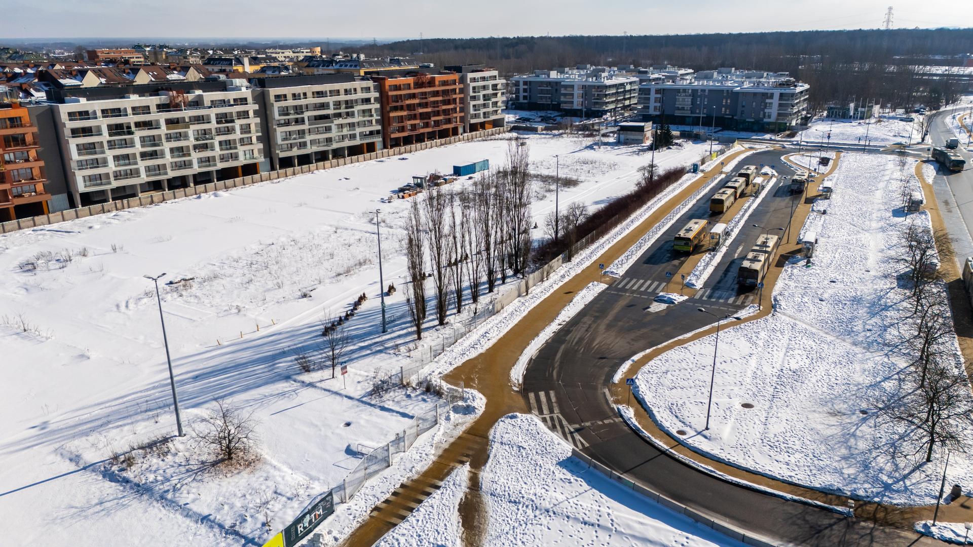 Działka po dawnym Tesco na Kabatach w Warszawie
