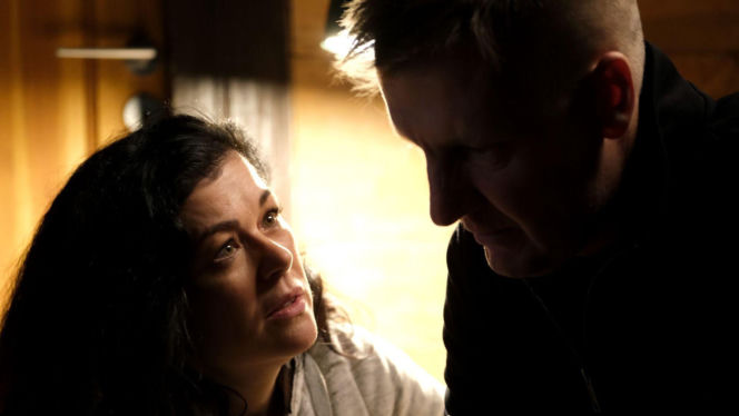 M jak miłość odc. 1918. Kinga (Katarzyna Cichopek), Paweł (Rafał Mroczek)