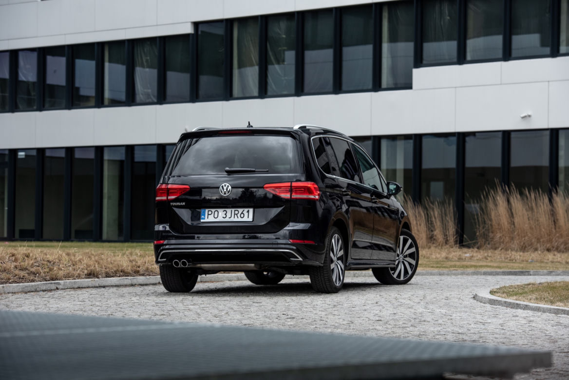Volkswagen Touran Highline 2.0 TDI SCR 150 KM DSG