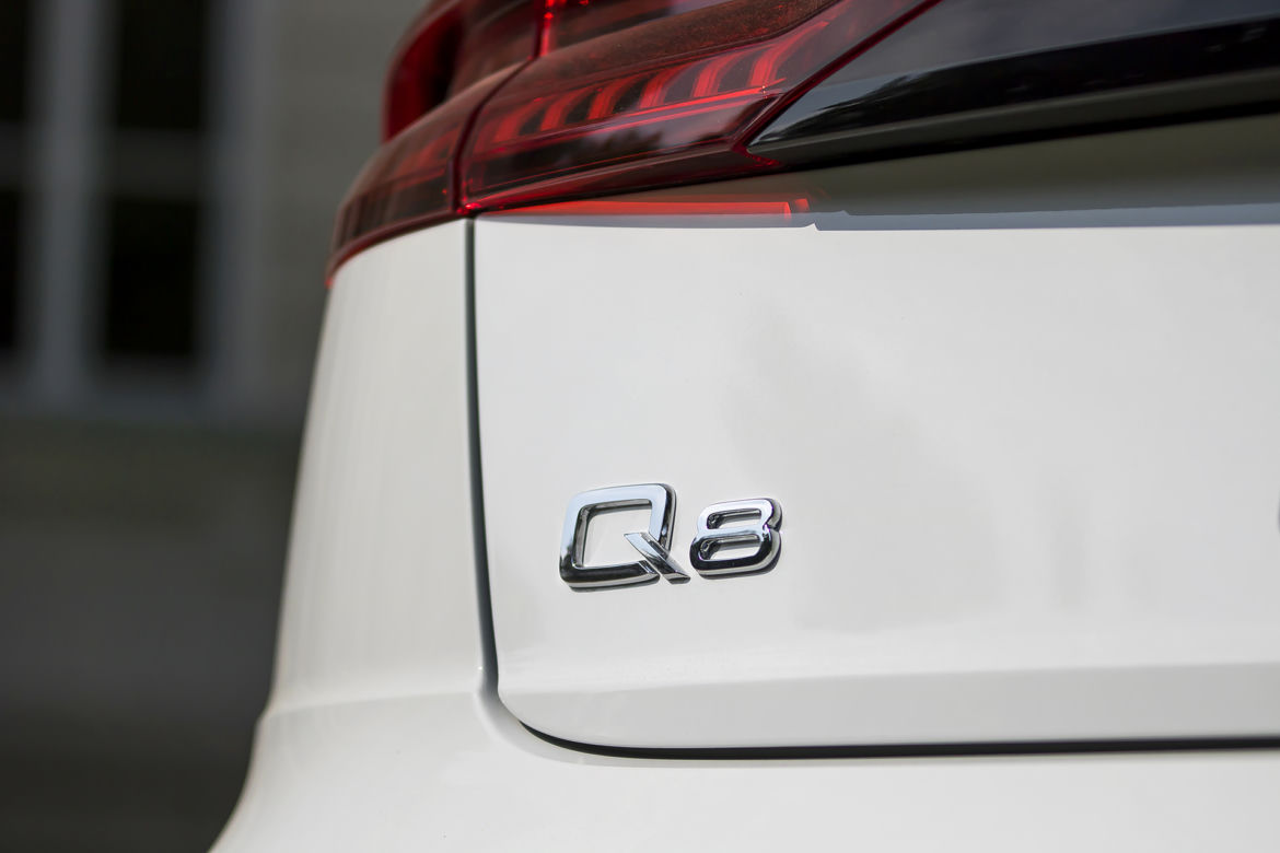 Audi Q8 50 TDI quattro tiptronic 