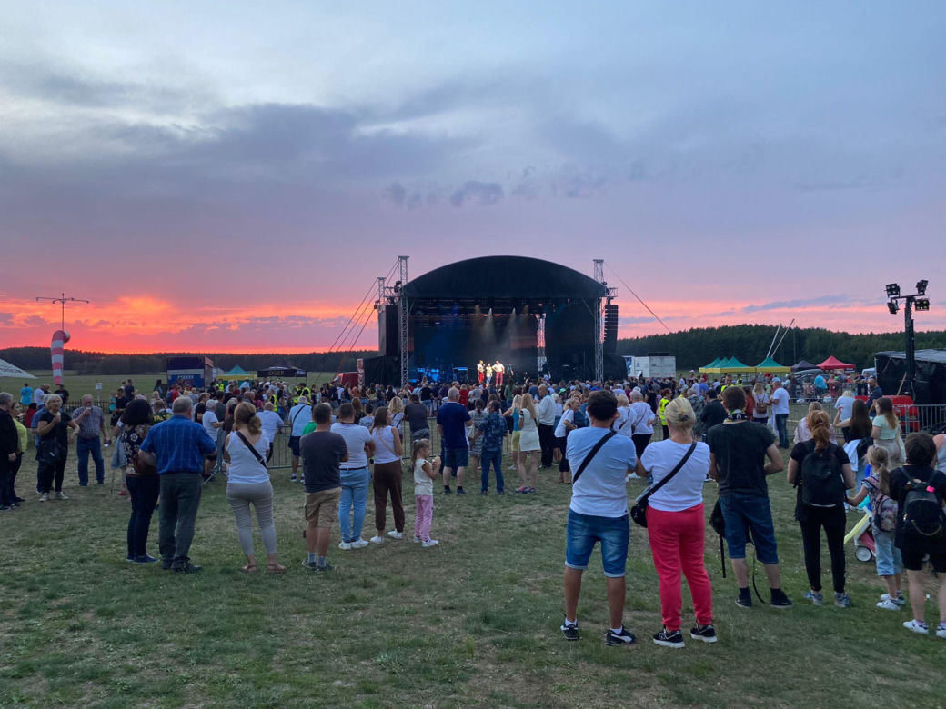 Święto Dzielnicy Nowe Miasto w Zielonej Górze Przylepie. Koncert zagrał Golec uOrkiestra