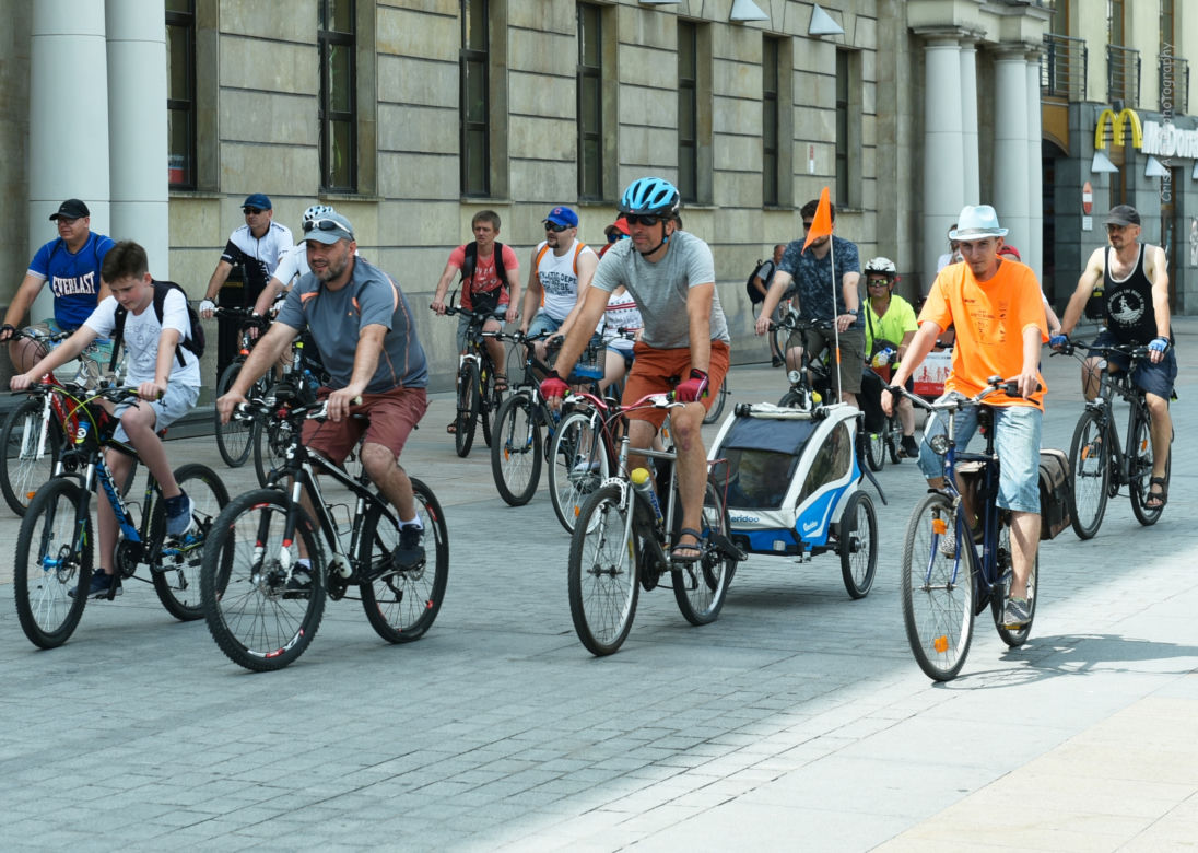 Rowerzyści i rolkarze przejechali przez Lublin. Trwa Ekopiknik nad Zalewem