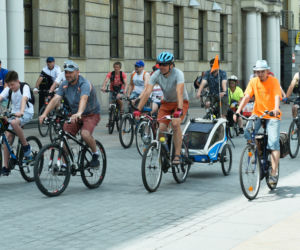 Rowerzyści i rolkarze przejechali przez Lublin. Trwa Ekopiknik nad Zalewem