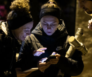 Ciemność i 40 km w milczeniu. Tysiące Polaków tego dnia wyruszy na trasę