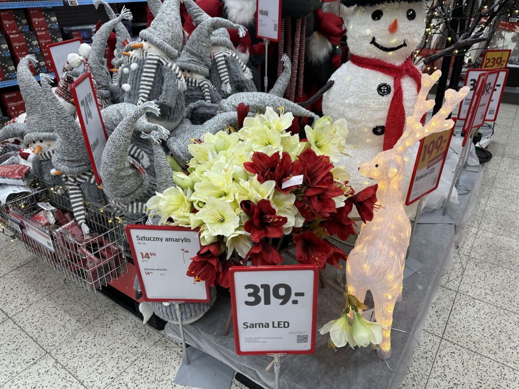 Ceny ozdób świątecznych w Krakowie. Ile trzeba zapłacić za dekoracje? 