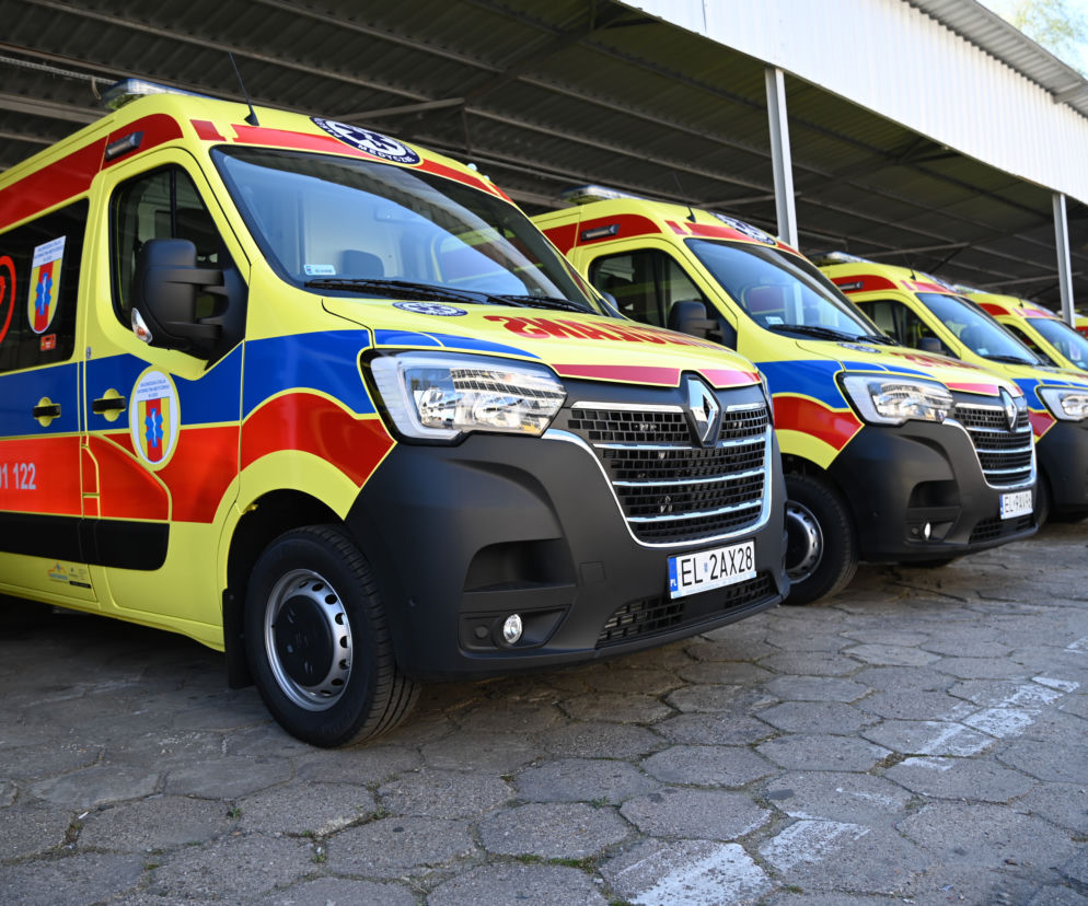 Są już nowe ambulanse i zespoły ratownictwa medycznego w województwie łódzkim