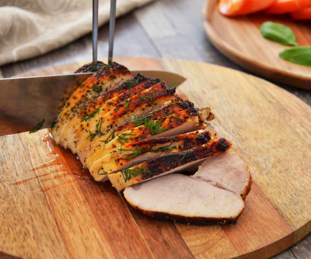 Ten schab pieczony zawsze wychodzi soczysty. Poznaj przepis na legendarny  Schab organisty w majonezie