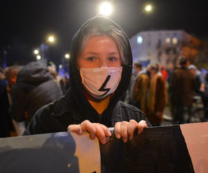 Protest kobiet przeciwko wyrokowi Trybunału Konstysucyjnego w sprawie zakazu aborcji