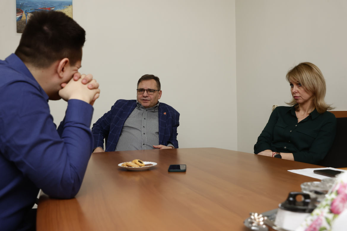 Wojna o płot i śmietnik. Konflikt mieszkańców na osiedlu w Pruszkowie
