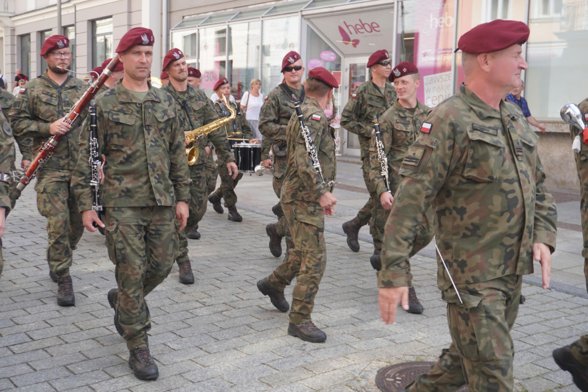 MSPO 2025. Parada Orkiestry Wojskowej w Kielcach