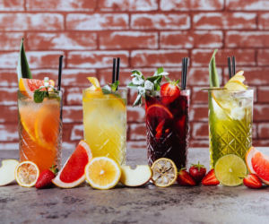 7 prostych drinków bezalkoholowych na Nowy Rok – zero kaca, maksimum smaku