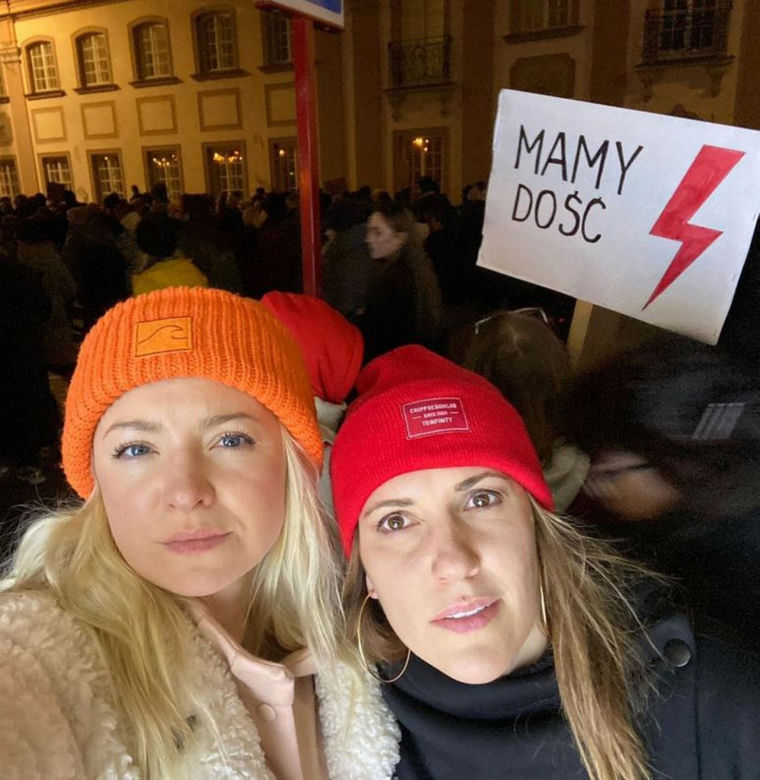 Barbara Kurdej-Szatan na proteście