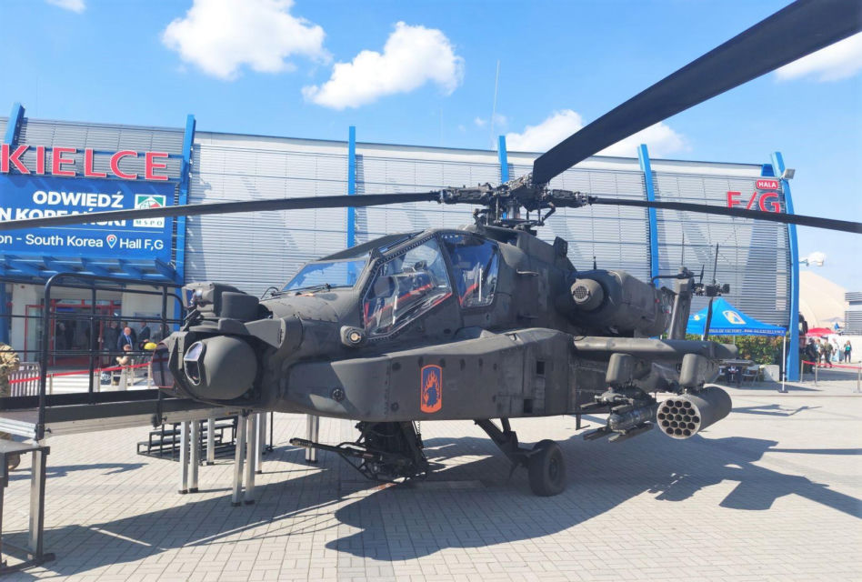 AH-64D Apache w Kielcach