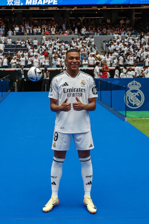 Kylian Mbappe zaprezentowany jako piłkarz Realu Madryt!