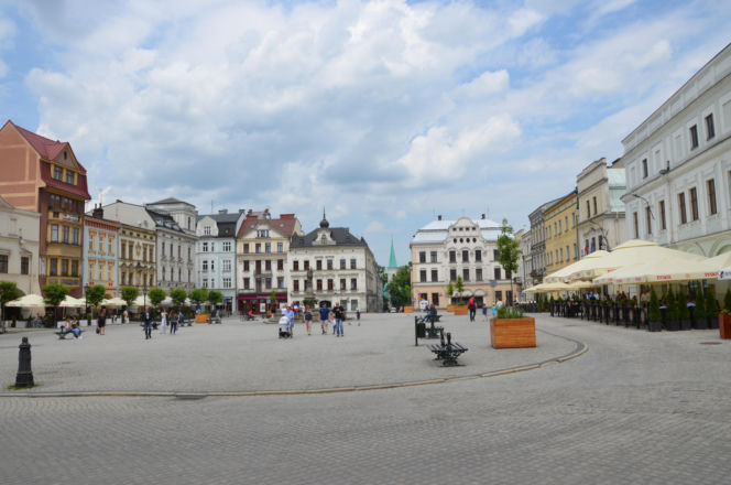 To jedno z najstarszych miast na Śląsku. Jest stolicą historycznej krainy