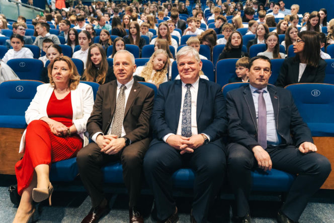 Najzdolniejsi uczniowie odebrali stypendia Prezydenta Miasta Siedlce