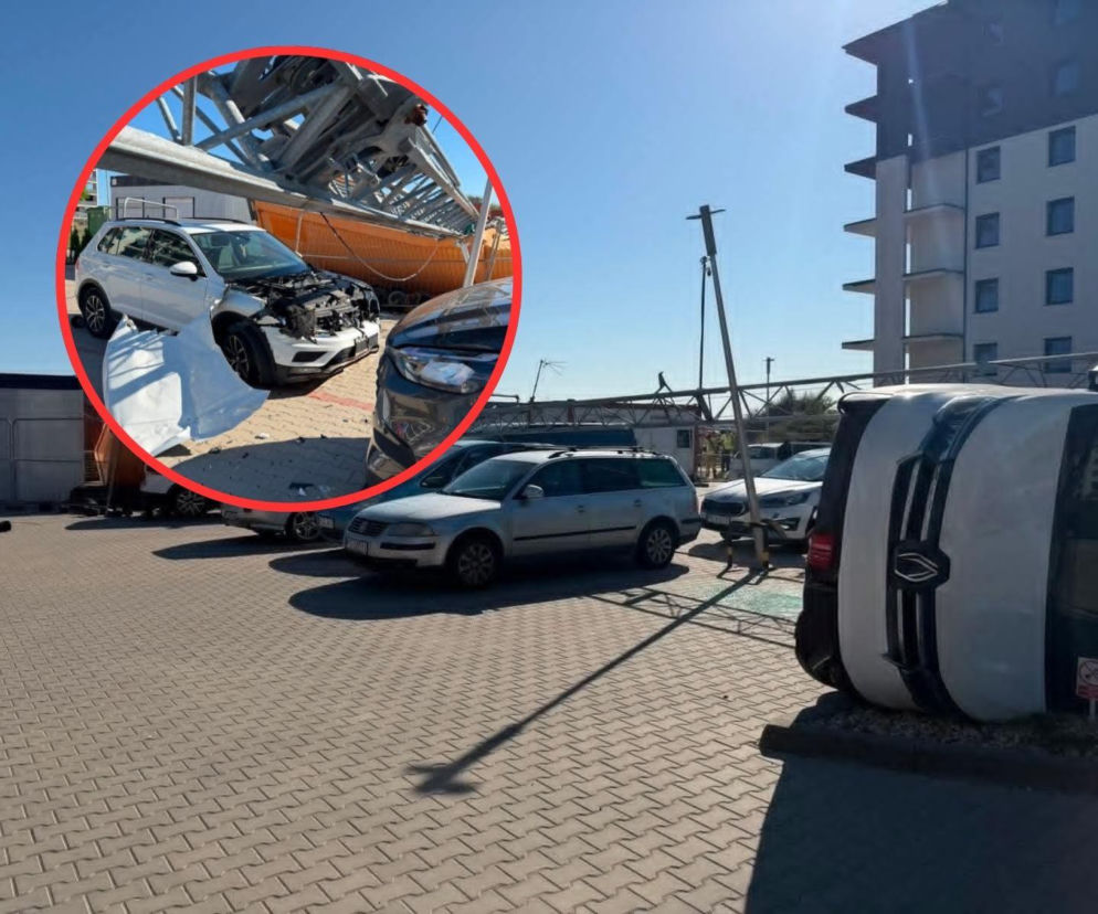 20-metrowy żuraw przewrócił się na zaparkowane auta. Groza o poranku