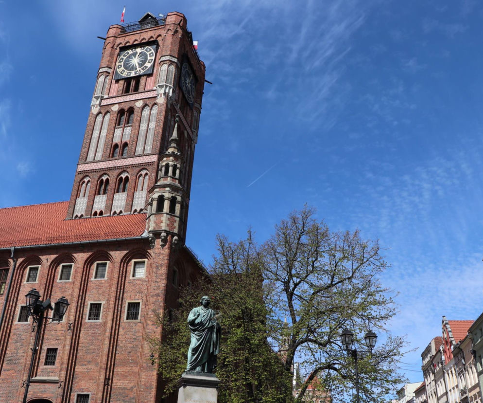 Szykuje się demonstracja pod pomnikiem Mikołaja Kopernika w Toruniu. Uczestnicy powiedzą TAK dla edukacji seksualnej