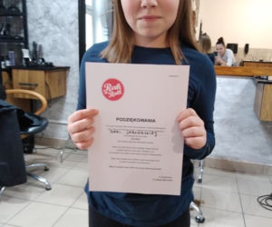 Dziewczynki chciały pomóc chorym i oddały włosy