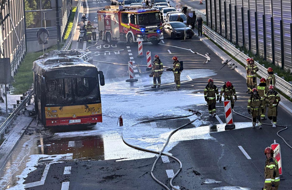 Pożar autobusu miejskiego Al. Stanów Zjednoczonych