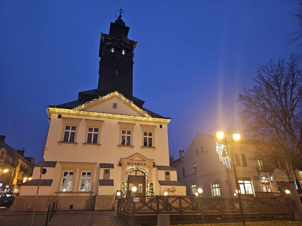 Podkarpackie miasta stroją się na święta. napiszcie prosze jak będzie gotowe